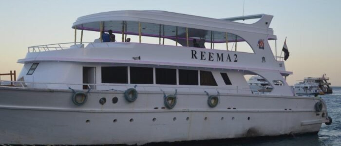 Enjoy the beauty of the amazing Sharm El-Sheikh with Dinner Cruise Fantazia!